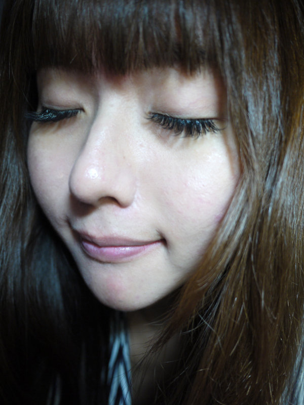 { 懶人也想隨時都是大眼妹時... }