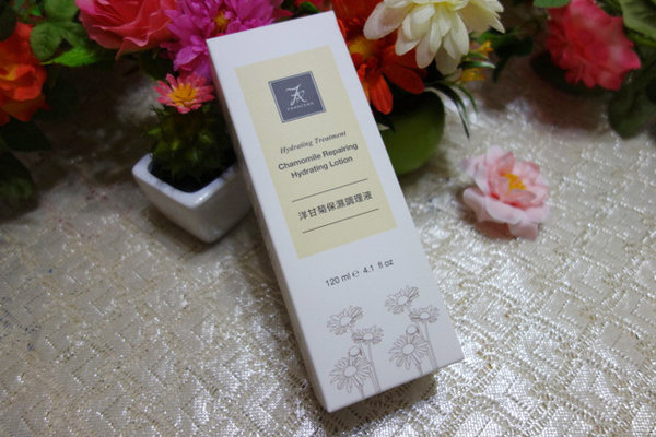 法蘭西娜 francena洋甘菊保濕調理液一瓶抵多瓶的高機能化妝水