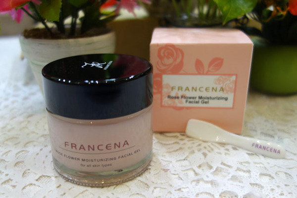 Francena玫瑰全效煥顏凍膜 一瓶抵多瓶,秋冬保養的祕密武器