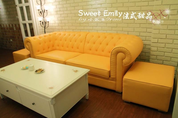 【台中Sweet Emily法式甜品】精美的甜點.繽紛杯子蛋糕