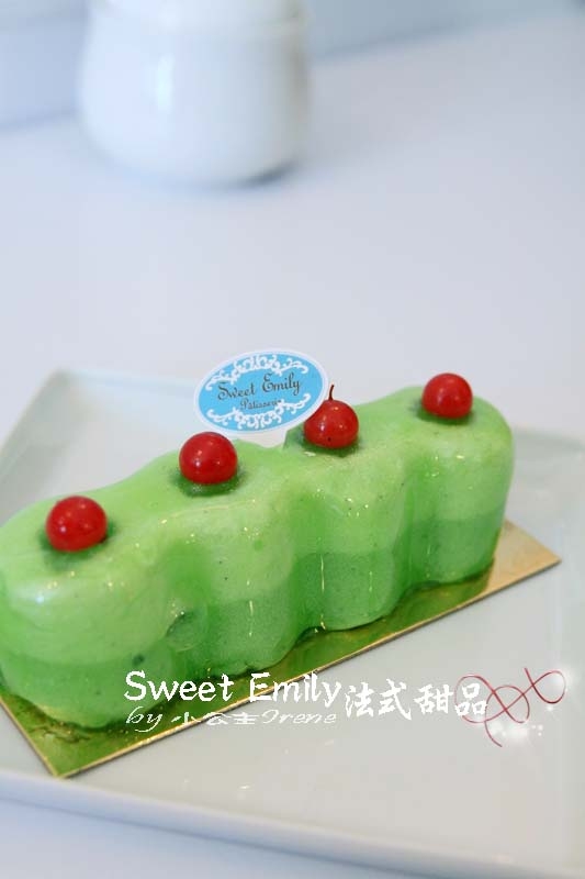 【台中Sweet Emily法式甜品】精美的甜點.繽紛杯子蛋糕