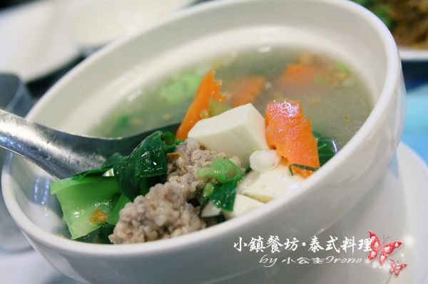 【台北公館】迎合台灣口味‧小鎮餐坊泰式料理