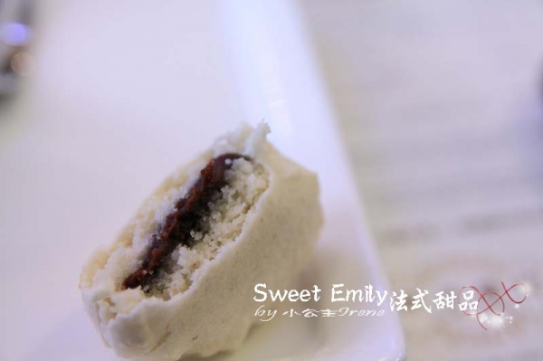 【台中Sweet Emily法式甜品】精美的甜點.繽紛杯子蛋糕
