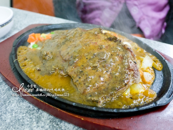 【三重】陪伴我長大的平價牛排館.來來牛排