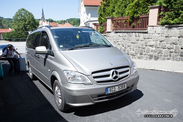 【捷克交通】CK(Český Krumlov)小鎮到維也納交通方法(Shuttle)