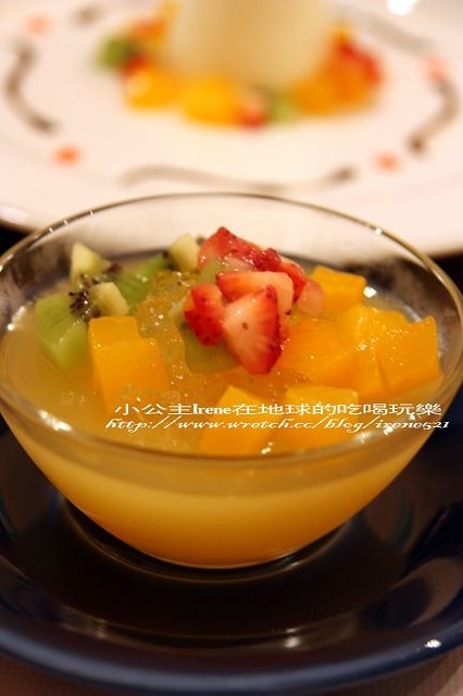 【台北大安區】品嚐新菜色+採訪‧洋旗牛排餐廳