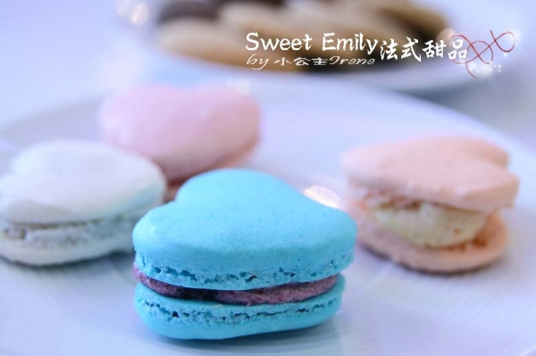 【台中Sweet Emily法式甜品】精美的甜點.繽紛杯子蛋糕