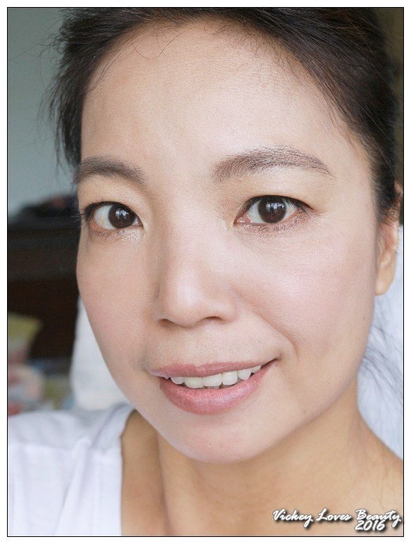 (彩妝)訂製專屬奢華質感妝:UNT「輕透絲絨感持久粉底」&「狠狠吻我絲光唇膏」