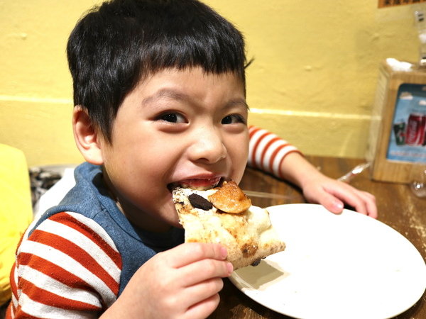 【天母美食/pizza餐廳推薦/義大利pizza】Pizzeria OGGI 歐奇 義大利認證窯烤披薩~集健康與美味於一身的美味pizza在這裡!
