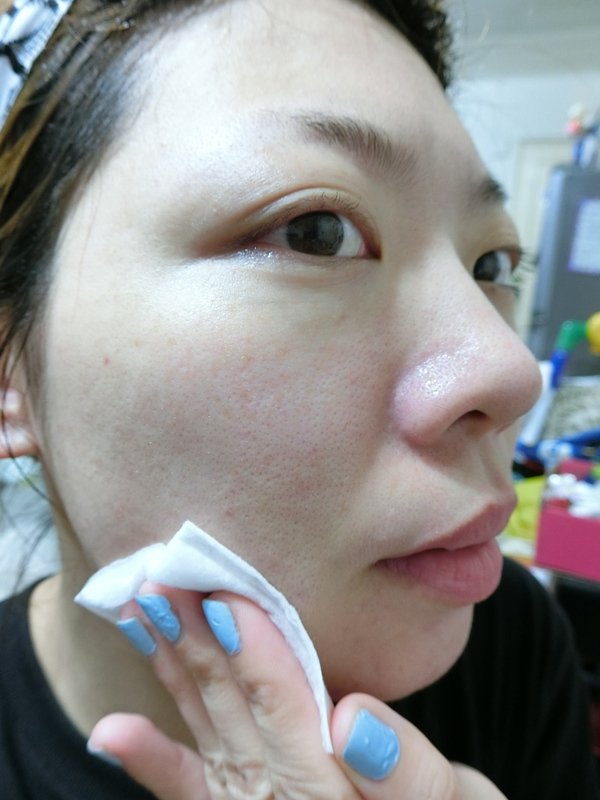來自韓國的平價神仙水"RIMBI 85% 活萃修護晶露"~天天濕敷讓我的皮膚好ㄉㄨㄞ ㄉㄨㄞ