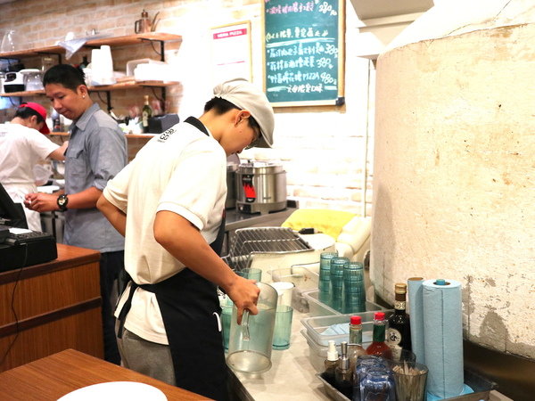 【天母美食/pizza餐廳推薦/義大利pizza】Pizzeria OGGI 歐奇 義大利認證窯烤披薩~集健康與美味於一身的美味pizza在這裡!