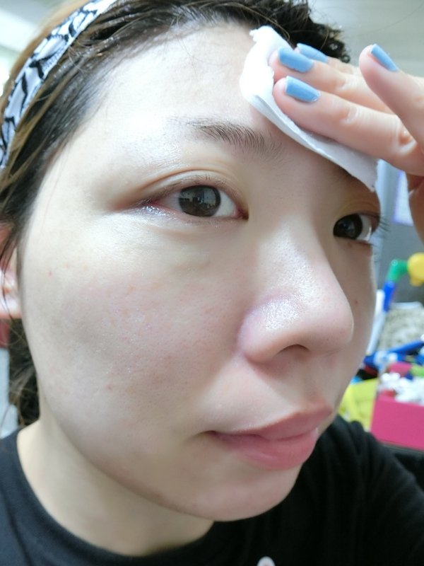 來自韓國的平價神仙水"RIMBI 85% 活萃修護晶露"~天天濕敷讓我的皮膚好ㄉㄨㄞ ㄉㄨㄞ