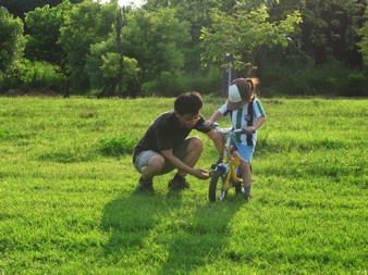 引用~幼兒快速學會兩輪腳踏車(4 ys)