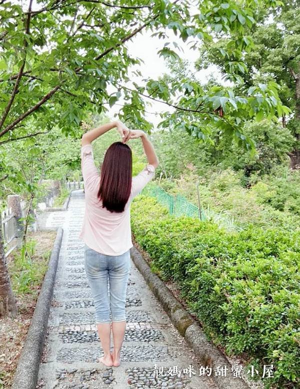居家深層頭皮SPA!!美髮頭皮保養系統!!【LUVIEW路薇兒】無矽靈OMOE御萌洗洗髮精、御萌潤潤髮乳