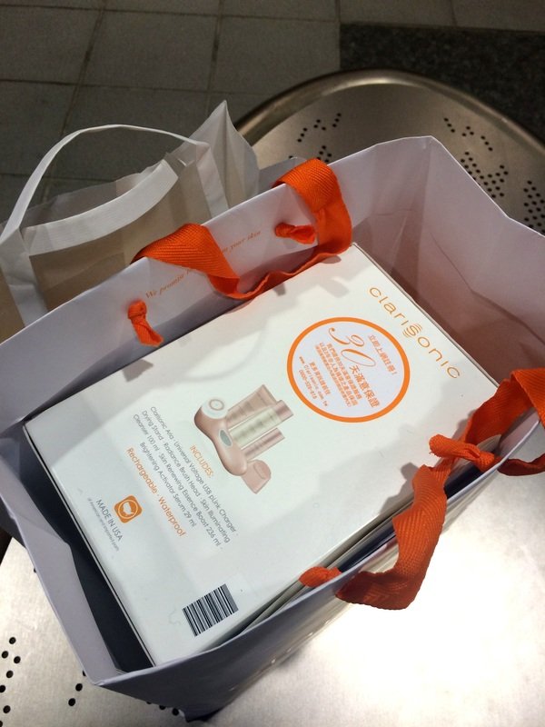 開箱.Clarisonic ~♥ 優雅的裸色玫瑰 科萊麗音波淨膚儀入手