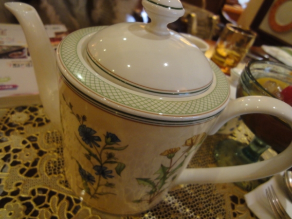 (美食 台北 國父紀念館站) 布蘭梅德國茶館 ~ 很適合來拍寫真集的夢幻下午茶館