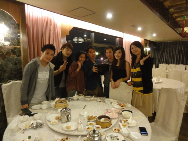 (生日快樂) 郭王子生日趴實況轉播 ~ 感謝眾家兄弟姐妹&好友的祝福~ I love you all ~