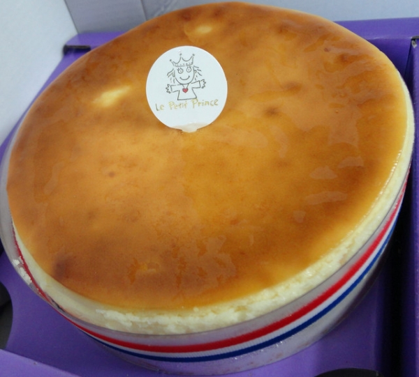 (美食~高雄)Le Petit Prince小王子烘培美食~美味的起司蛋糕 & 夠味的蒜味抹醬