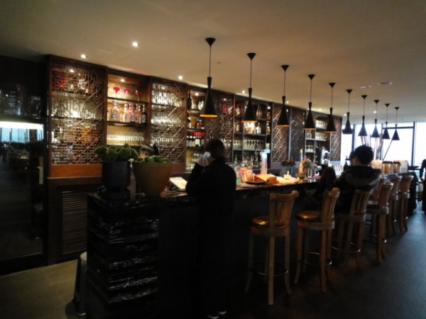 (美食 ~ 台北 市政府站) RAMA ~ 賞101信義區夜景泰式餐廳