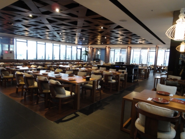 (美食 ~ 台北 市政府站) RAMA ~ 賞101信義區夜景泰式餐廳