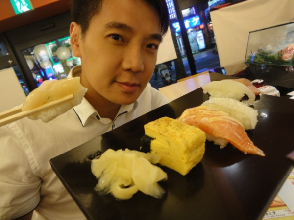 (美食 日本 新宿) KIZUNA壽司 ~ 說英語也通的單點&吃到飽都可以的壽司店