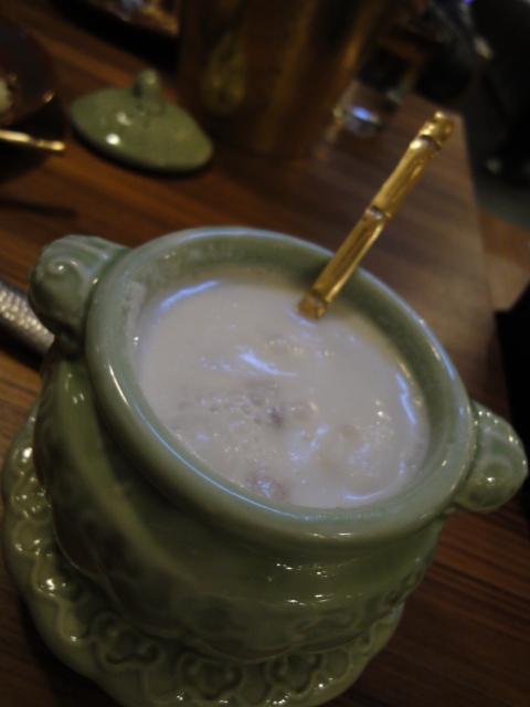 (美食 ~ 台北 市政府站) RAMA ~ 賞101信義區夜景泰式餐廳