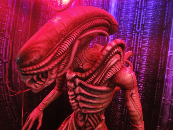 (旅遊 台北 士林) 外星人探索特展