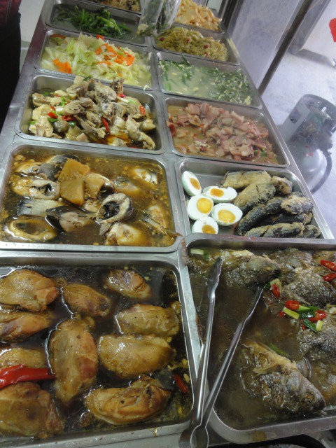 (美食 台南 七股) 龍山自助餐 ~ 在地人吃的早餐都超澎湃的啦!