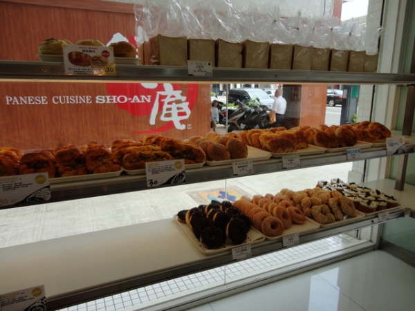 (美食~高雄)Le Petit Prince小王子烘培美食~美味的起司蛋糕 & 夠味的蒜味抹醬