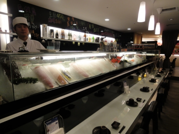 (美食 ~ 台北 小巨蛋商圈) 花見日本料理 ~ 5折便宜 味道卻平平的壽喜燒定食
