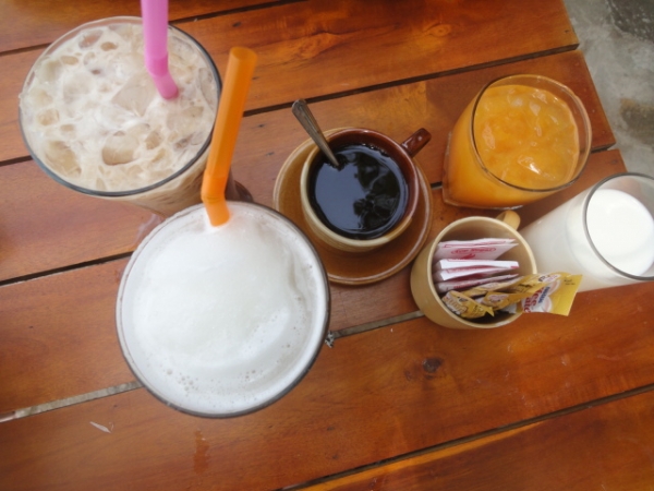 (美食 泰國 沙美島) Blue Sky Restaurant & Bar ~ 飽覽Vongduan海灘美景餐廳