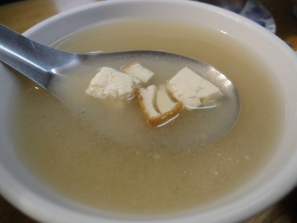 (美食 屏東市) 屏東觀光夜市 ~ 必吃獨門豬頭飯 + 情人果冰創始店
