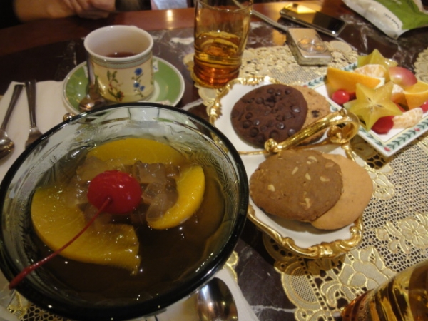 (美食 台北 國父紀念館站) 布蘭梅德國茶館 ~ 很適合來拍寫真集的夢幻下午茶館
