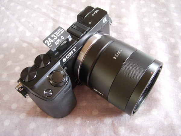 (3C開箱文)SONY NEX-7+卡爾蔡司鏡頭~時尚輕巧讓人愛不釋手