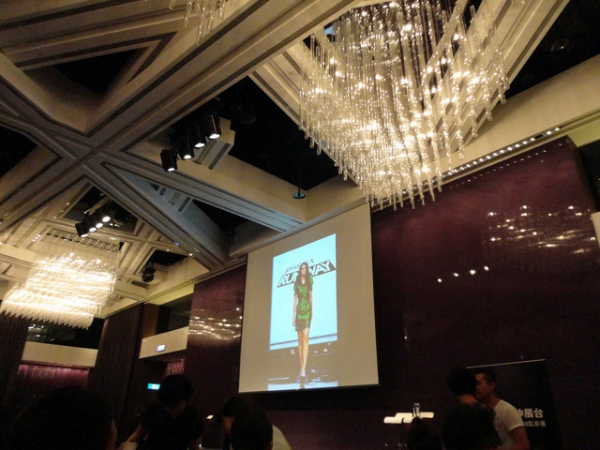 (創意講堂~W Taipei)Olivier Green-吳秉叡~時尚界高度關注的台裔新銳設計師