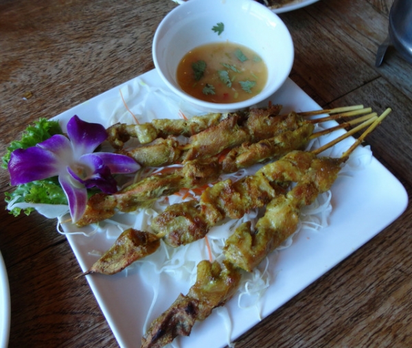 (美食~屏東)新泰城-泰雲料理~味道濃郁順口的椰汁咖哩蝦超下飯!
