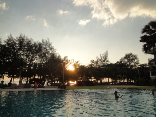 (住宿 泰國 芭堤雅) Welcome World Beach Resort & Spa (泳池海灘篇)