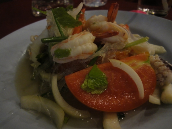 (美食 泰國 沙美島) Silversand Restarant ~ "躺"在沙灘上嗑海鮮