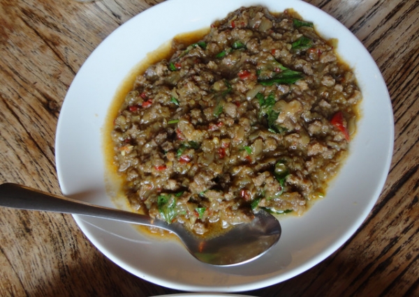 (美食~屏東)新泰城-泰雲料理~味道濃郁順口的椰汁咖哩蝦超下飯!