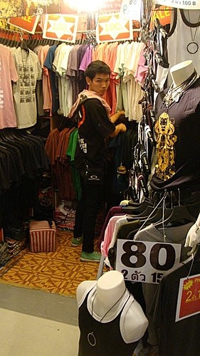 (旅遊~泰國 曼谷血拚) Union Mall ~ Phahon Yothin站旁平價Mall