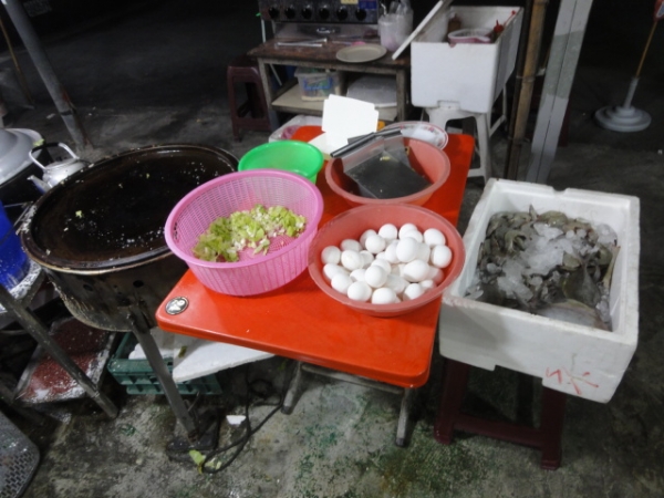 (美食 嘉義 東石) 東石阿春小吃 ~ 明星最愛蚵仔煎