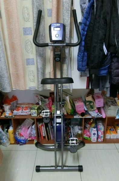 好吉康XR-SPIN競速飛輪健身車可站飛輪車,收折健身車在家運動完全不佔空間~