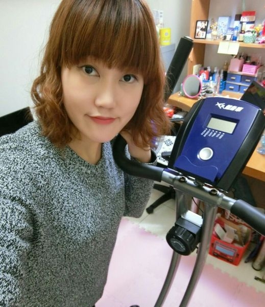 好吉康XR-SPIN競速飛輪健身車可站飛輪車,收折健身車在家運動完全不佔空間~