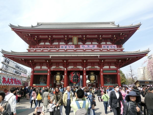 (2017日本東京必去景點)淺草寺雷門~體驗在地濃厚的日本風情!!!