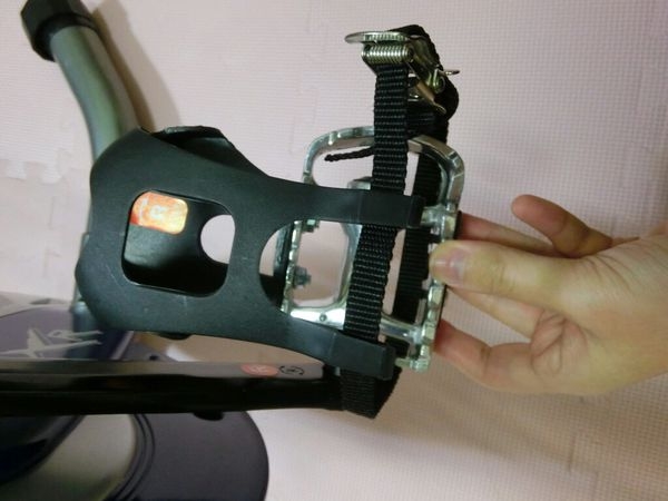 好吉康XR-SPIN競速飛輪健身車可站飛輪車,收折健身車在家運動完全不佔空間~