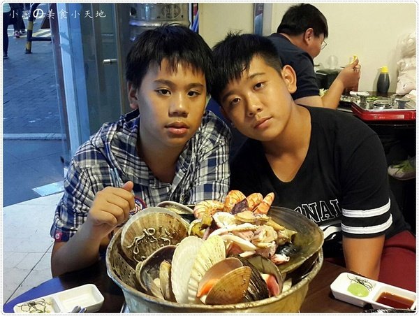『韓國首爾自由行』조가비貝類海鮮料理║明洞必吃美食。夠青夠大才敢上桌!
