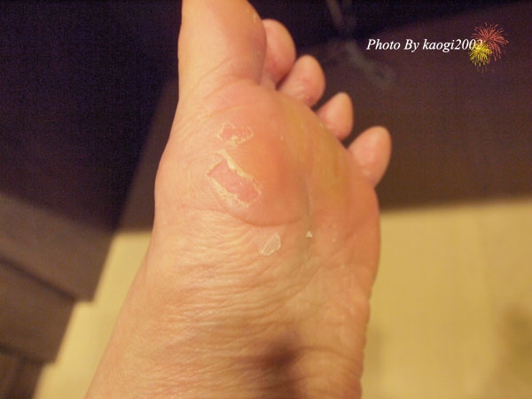 【手腳保養】ㄧ個塑膠袋就能幫手腳做SPA,變的幼綿綿