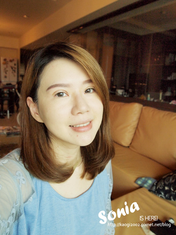 《彩妝技巧》持久遮瑕的三明治遮瑕法。用彩妝PS掉所有瑕疵