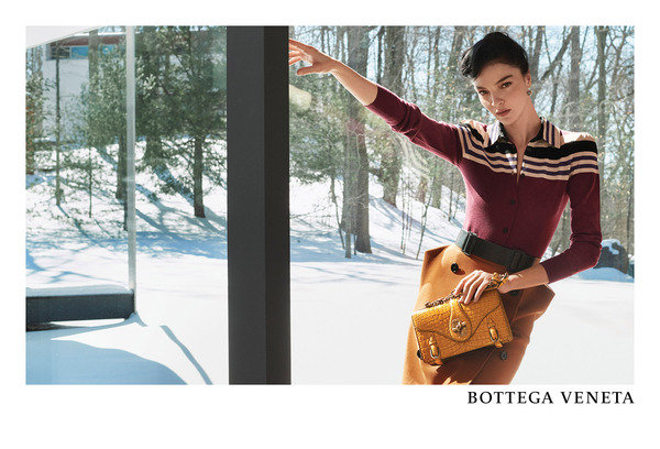 BOTTEGA VENETA推出2017秋冬系列廣告和影片特輯