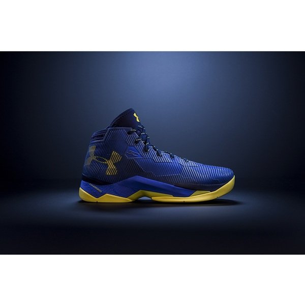 UNDER ARMOUR推出Curry2.5簽名鞋款 幫助Stephen Curry於夏季淬鍊 展望新球季